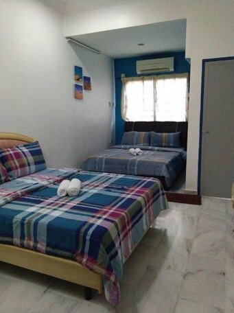 Irene Vacation Home with Balcony - Photo3