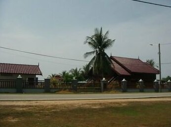 Bayu Beach Penarek - Photo2