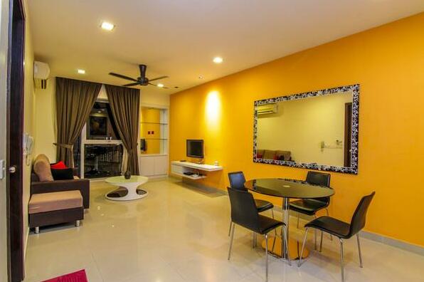 Comfortable and Fully Furnished PJ8 - Photo4