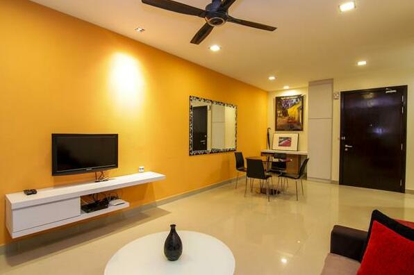Comfortable and Fully Furnished PJ8 - Photo5
