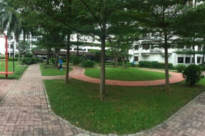 Cozy Kelana Jaya Semi-D Apt near Mall College & Hospital