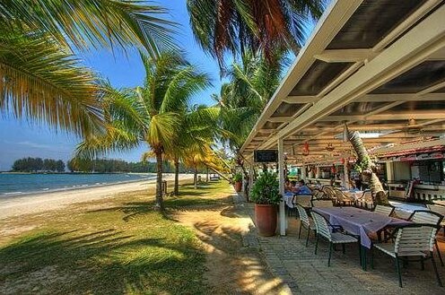 Mieqa@TheRegencyTanjungTuan seafront unit - Photo2