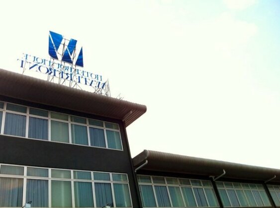 WaterFront Boutique Hotel