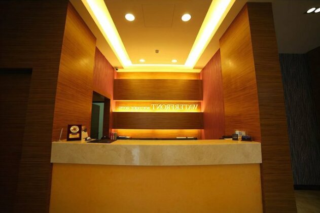 WaterFront Boutique Hotel - Photo3