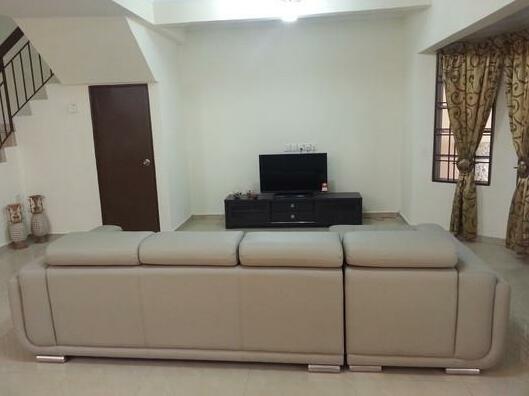 Puchong Party House & Home Stay - Photo4