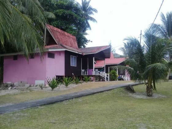 Riki's Place Pulau Besar