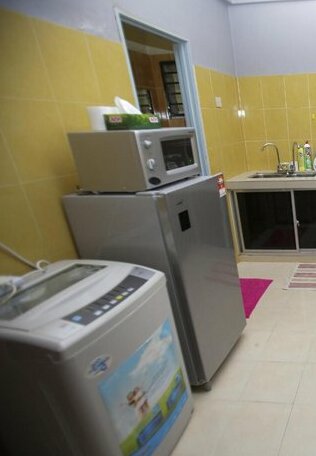 Putra Harmoni Putrajaya Tiny Suite 3 AC Bedrooms 1 Bath WiFi Ground Floor by MRK - Photo3