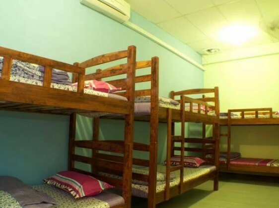 Borneo Sandakan Backpackers - Photo4