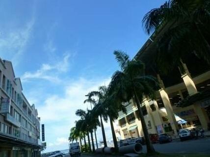 Borneo Seaview Hotel - Photo2