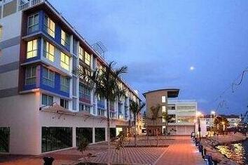Ease Hotel