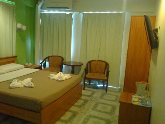Hotel Western - Photo2
