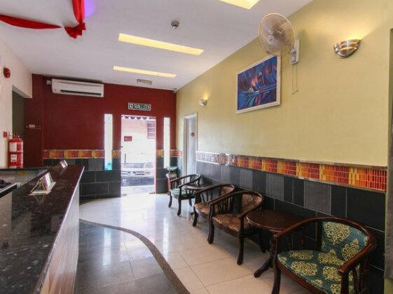 OYO 43930 Hotel Esplanade - Photo3