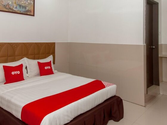 OYO 89851 Leila Hotel - Photo3