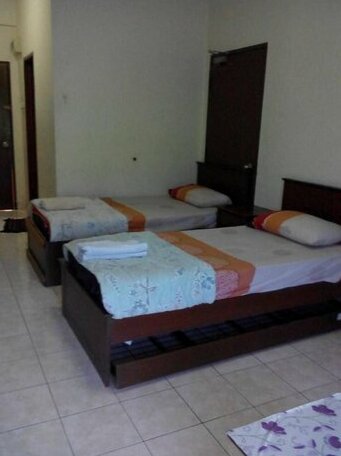 Suria Bukit Merah Laketown - Photo5