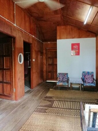 Long Titi Homestay - Photo3