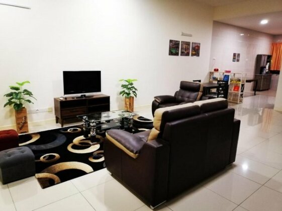 A&D Home-stay @Kota Warisan Sepang KLIA 15 min - Photo2