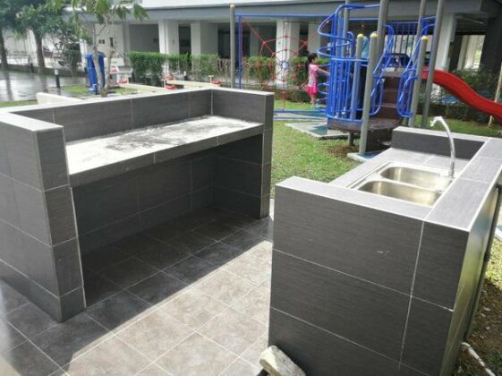 Ehsan Residence Poolview + Wifi @ Klia-Sepang-Nilai - Photo3
