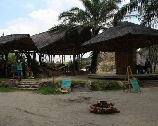 Tadom Hill Resorts - Photo3