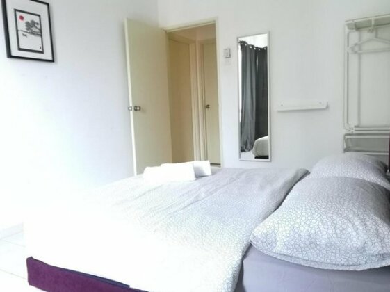 Baraqah Home Seremban 100mbps Wifi & Netflix - Photo3