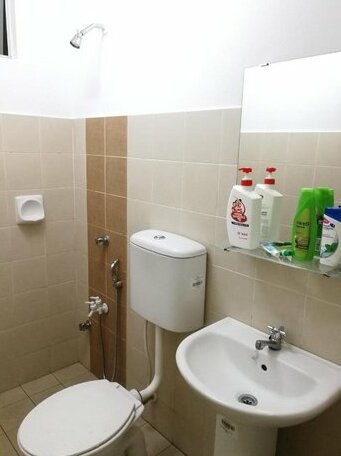 Baraqah Home Seremban 100mbps Wifi & Netflix - Photo5