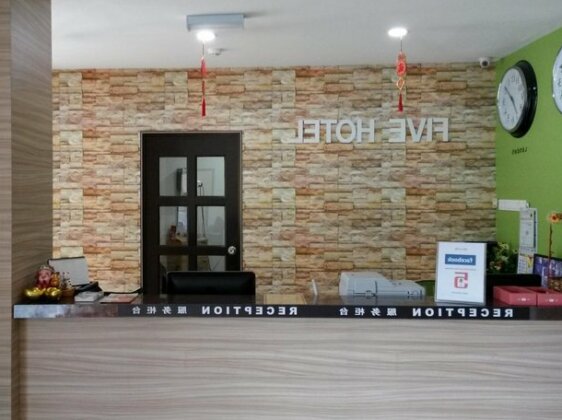 Five Hotel Seremban - Photo2