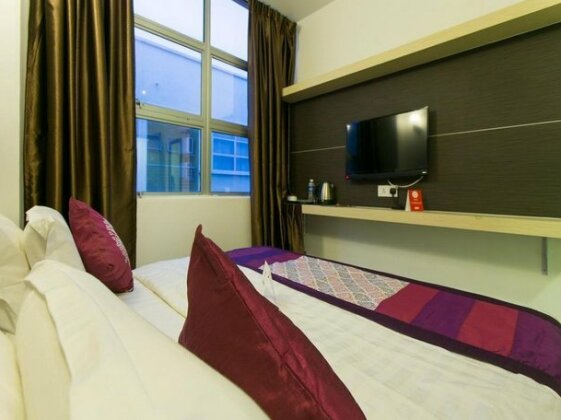 OYO 286 Uptown Hotel - Photo5
