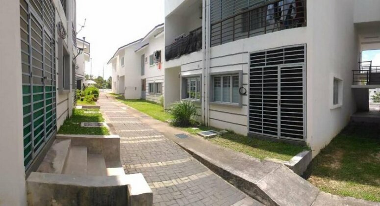 Studio @ Suci Ainsdale - Photo4