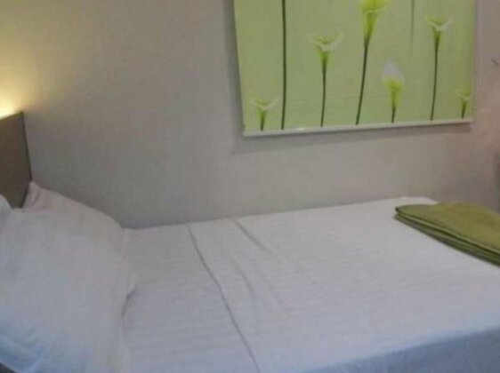 The 16 Hotel - Photo4