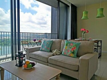 Dreamcity apartment guarded lakeview quiet family suite