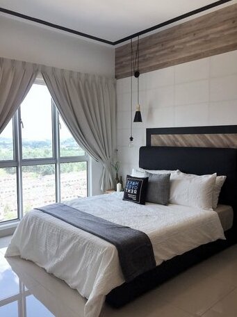 Montbleu Suites @ Galleria Equine Park - Photo3