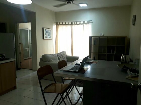 One Room Apartment Vista Pinggiran @ Taman Equine - Photo3