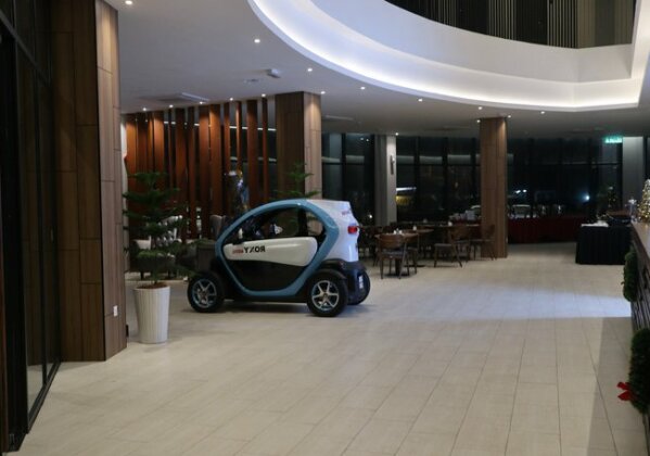 Roxy Hotel Serian - Photo2