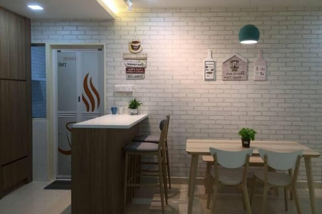 Family Friendly Homestay at Setia Alam - Photo2