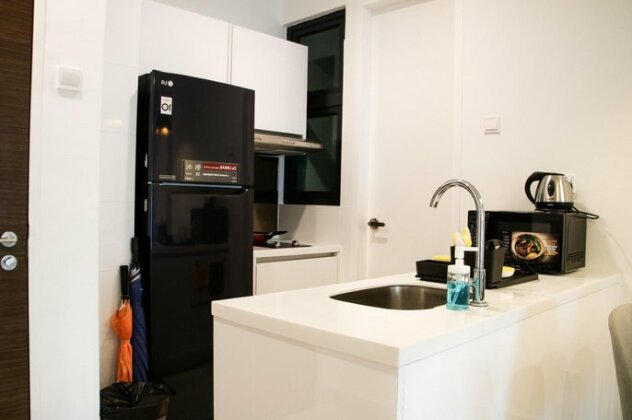 H2O Residences by Victoria Home - Photo3