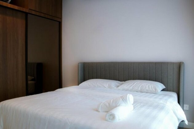 H2O Residences by Victoria Home - Photo5