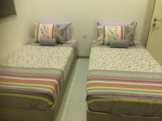 Lawang Suite Basic Roomstay