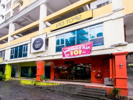 Uitm Shah Alam Hostel  7,702 likes · 46 talking about this · 13,059