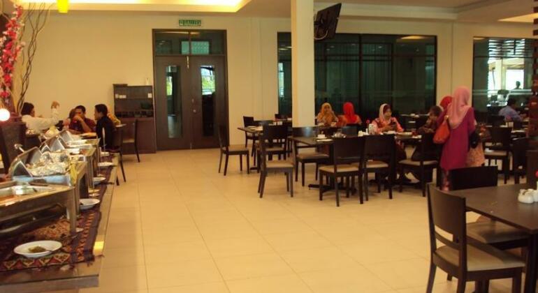 Felda Residence Tanjung Leman - Photo4