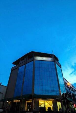 Luscious Hotel
