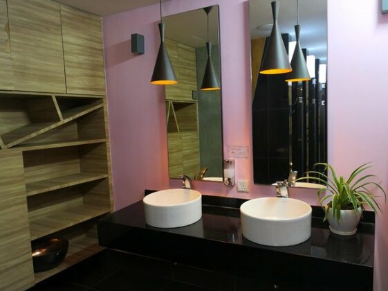 Suite Auto City - Photo4