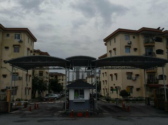 Subang Perdana Court 3 - Photo4