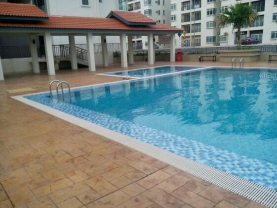 Homestay Puncak Alam Residensi Allamanda - Photo3