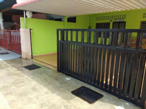 Homestay Opah Parit Buntar Perak - Photo2