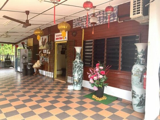OYO 89928 Acf Guest House - Photo5