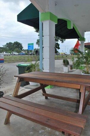 Apple Inn Hotel - Photo2