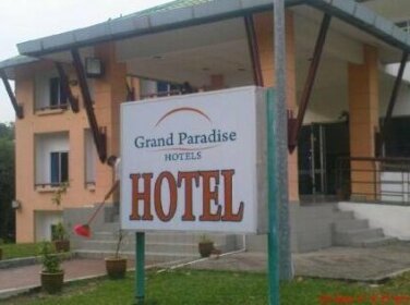 Grand Paradise Highway Hotel Gunung Semanggol