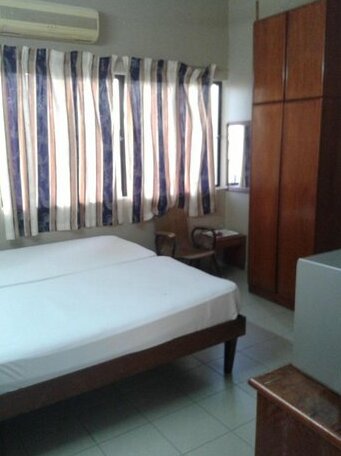 Guesthouse Hotel Malaya - Photo3