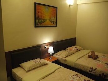 Camellia Budget Inn - Photo4