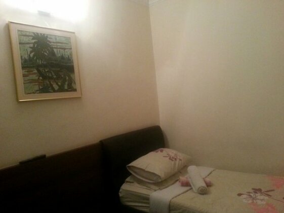 Camellia Budget Inn - Photo5