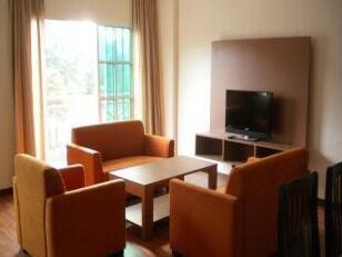 Patrick's Apartment @ Iris House Resort - Photo3